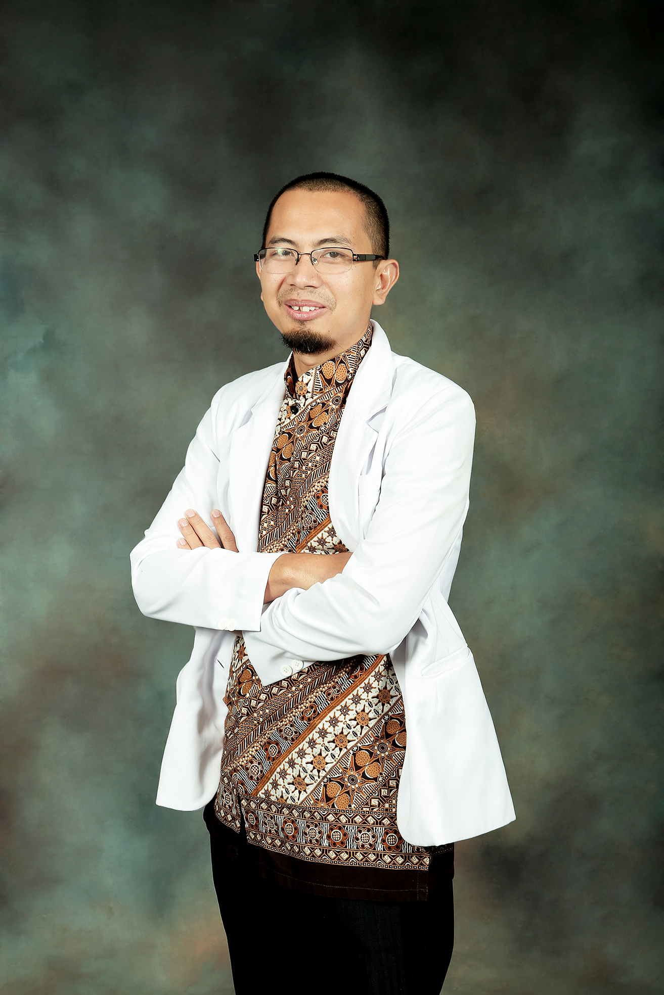 dr. Jamal Zaini, Sp.P(K), Ph.D